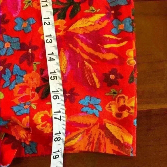 Maison d’Amelie Floral Blouse - Picture 6 of 7